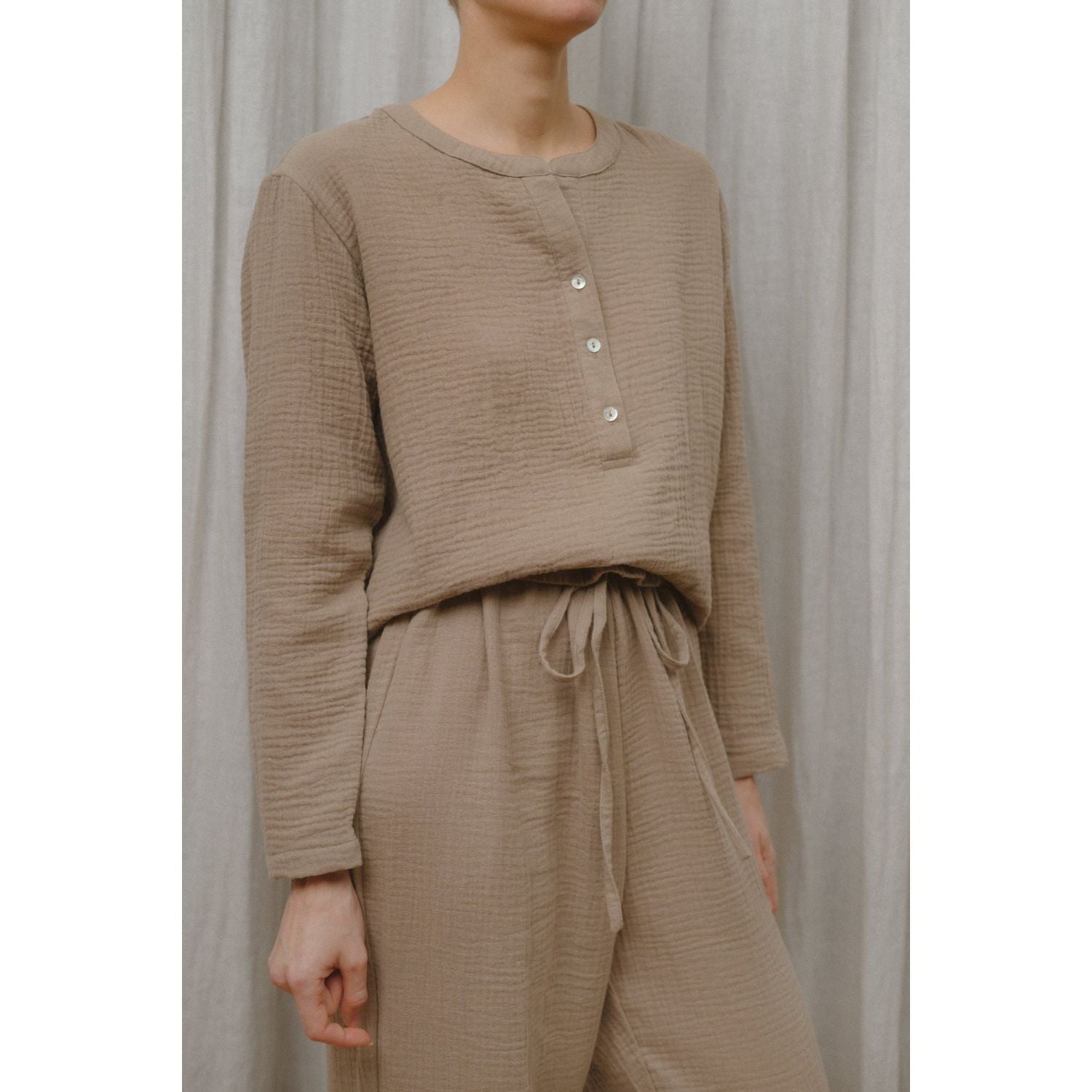 Sömn Premium Organic Cotton Gauze Sleepwear | Loungewear Pants Sömn Home #color_chai